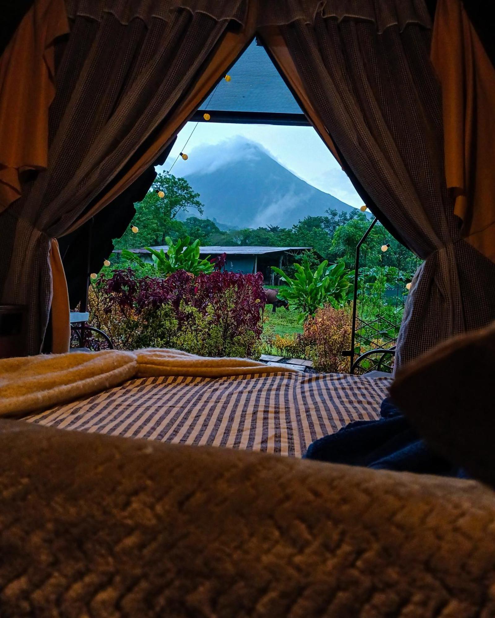 Flora Glamping De Abuela Villa La Fortuna Exterior foto