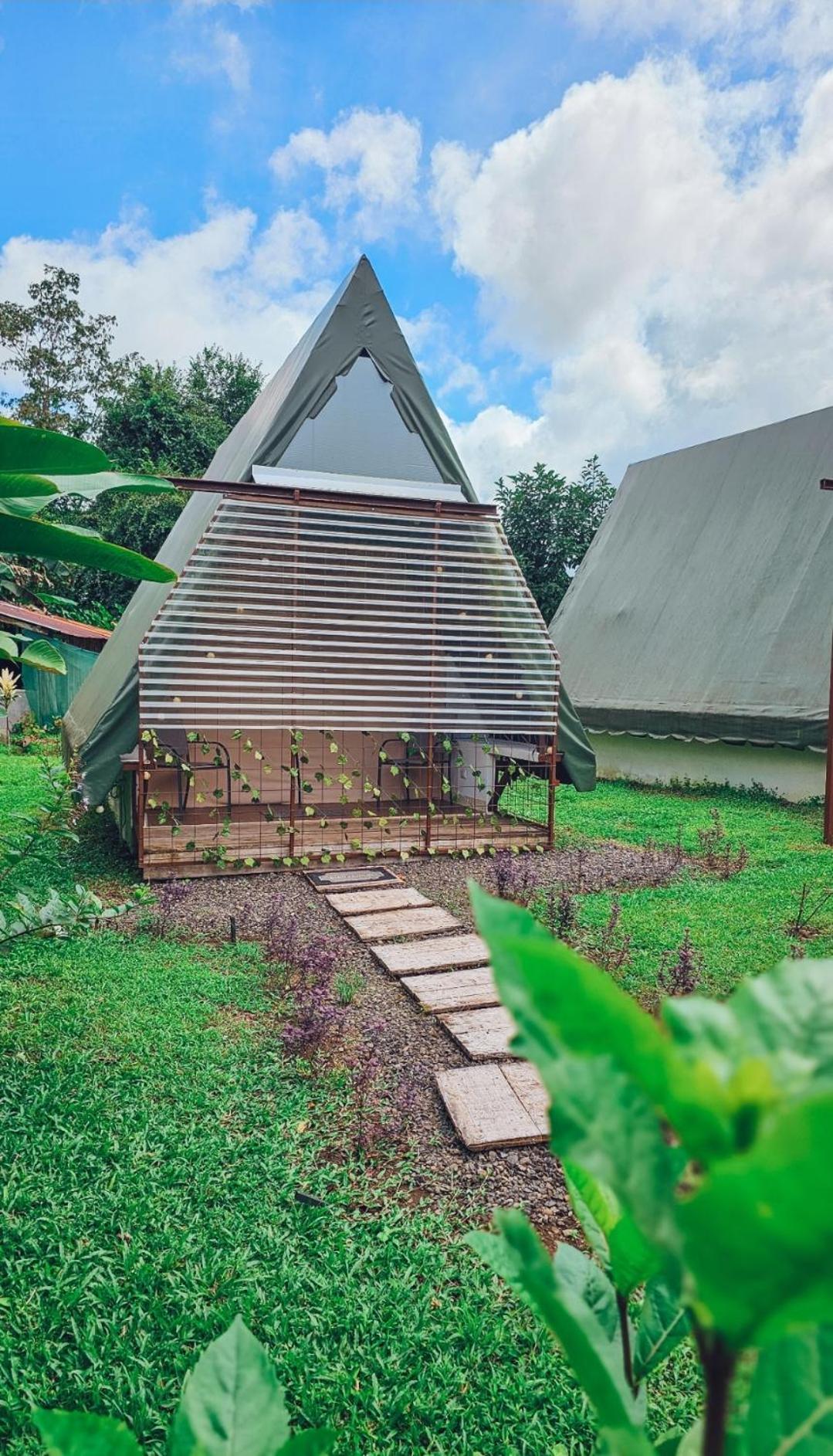 Flora Glamping De Abuela Villa La Fortuna Exterior foto