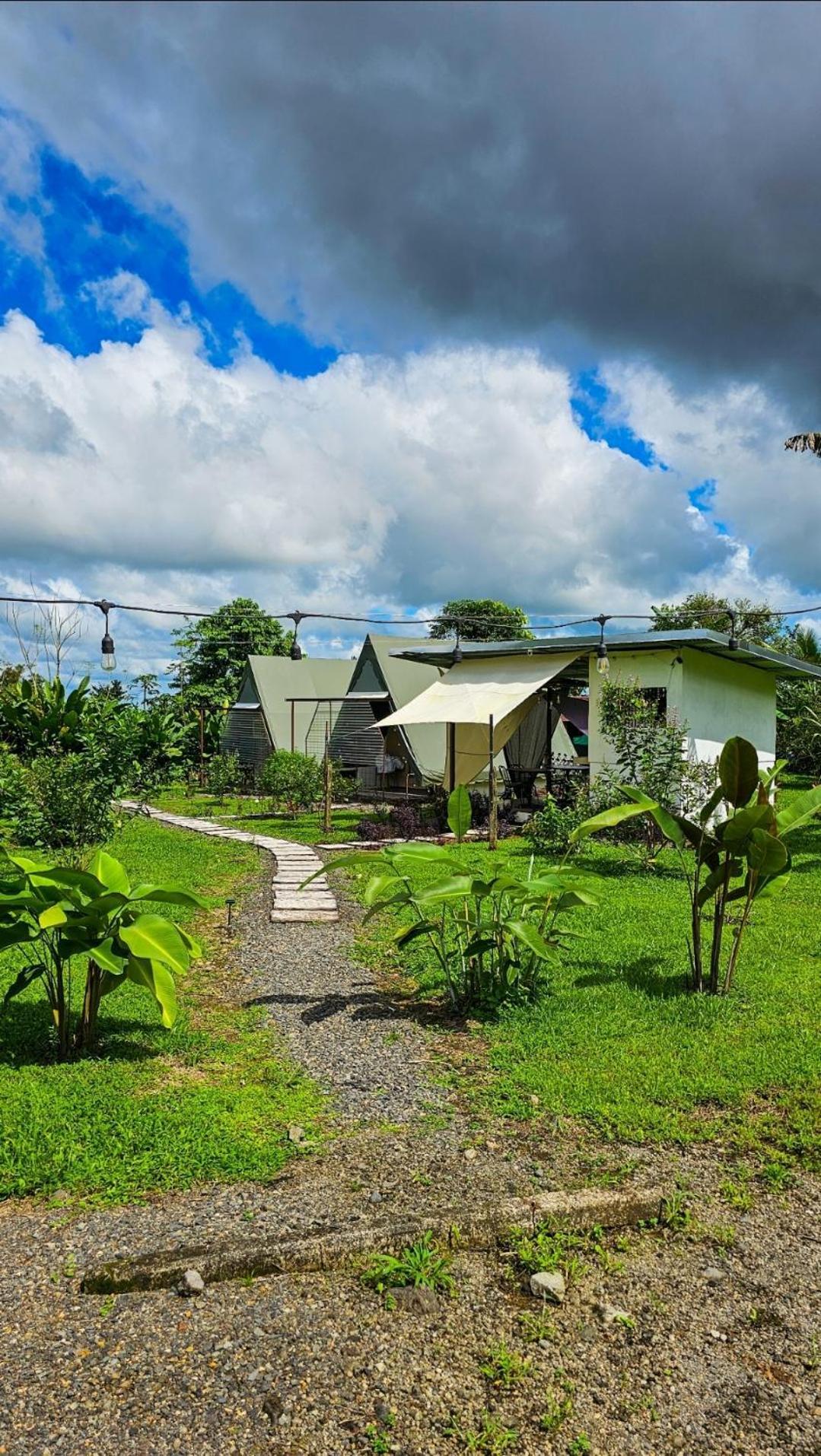 Flora Glamping De Abuela Villa La Fortuna Exterior foto